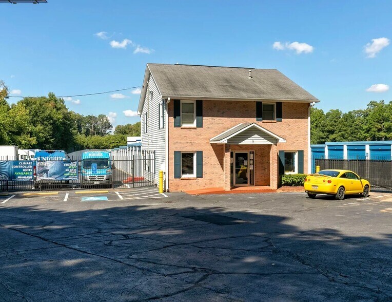 Primary Photo Of 1155 Powers Ferry Pl, Atlanta Self Storage For Lease