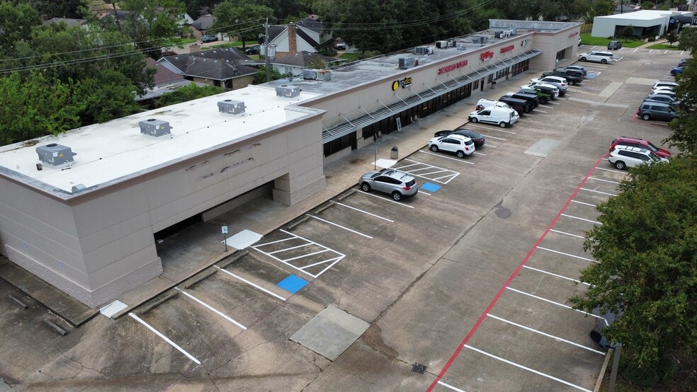 More Photos Of 4416 Fairmont Pky, Pasadena Unknown For Lease