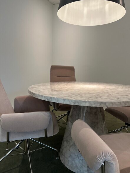 More Photos Of 30 Vreeland Rd, Florham Park Unknown For Lease