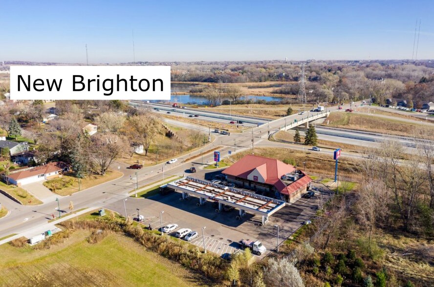 More Photos Of 201 W County Road E2, New Brighton Convenience Store For Sale