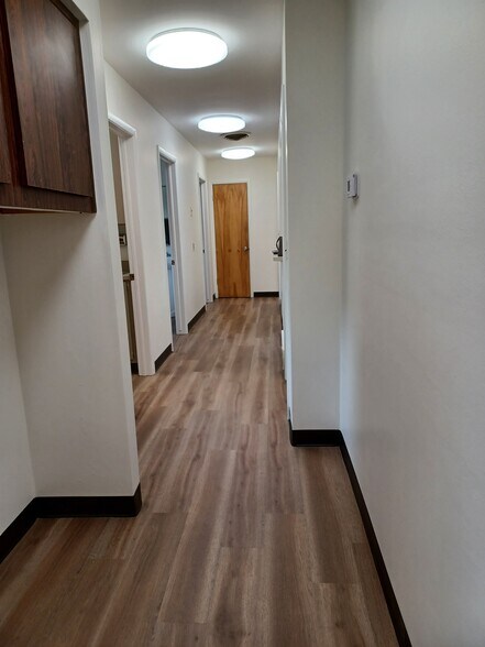 More Photos Of 32905 W 12 Mile Rd, Farmington Hills Medical For Sale