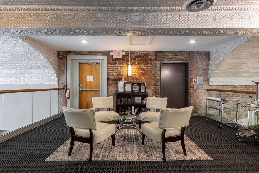 More Photos Of 632 Russell St, Covington Research And Development For Sale