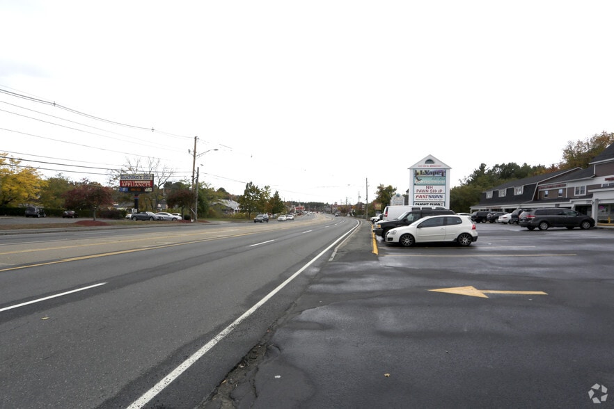 More Photos Of 341-351 S Broadway, Salem Unknown For Lease