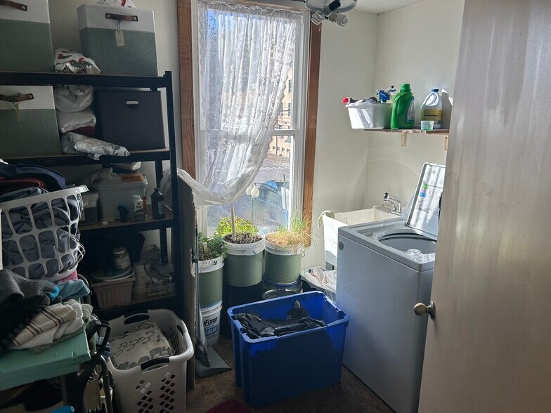 More Photos Of 400 4th St, Sutton Storefront Retail Residential For Sale