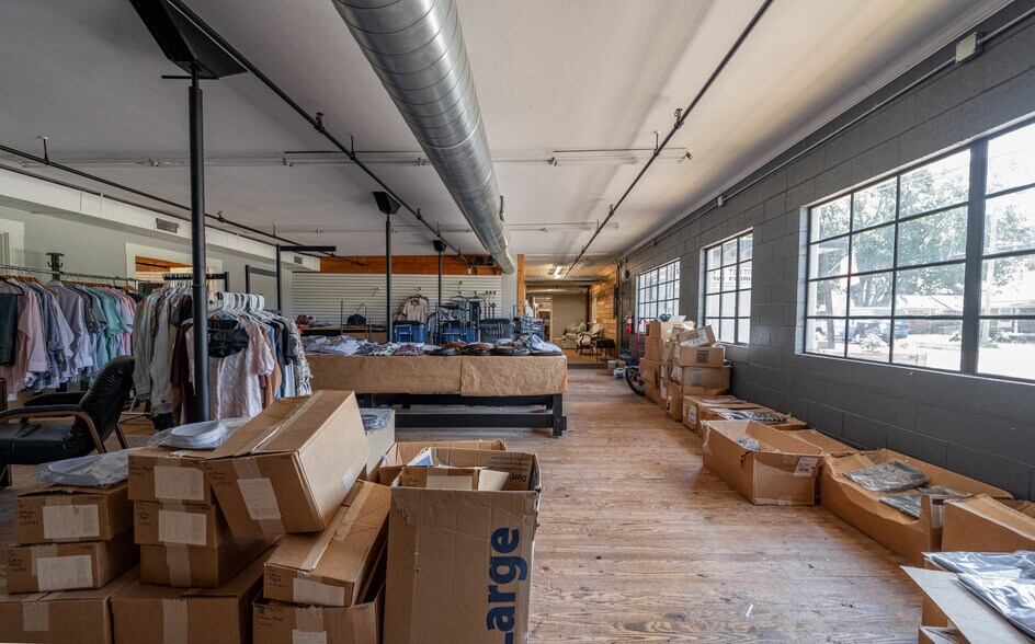 More Photos Of 410 E Main St, Haw River Light Distribution For Sale