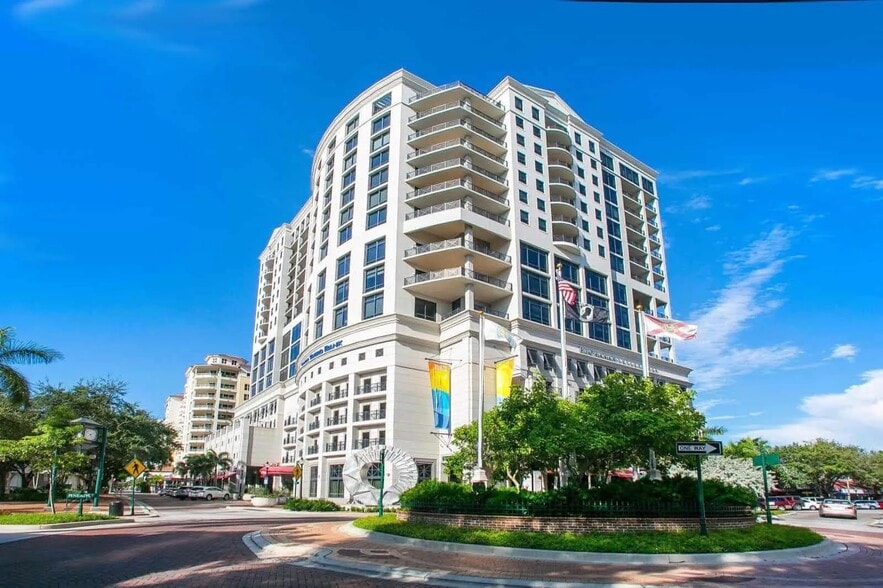 More Photos Of 50 Central Ave, Sarasota Apartments For Lease