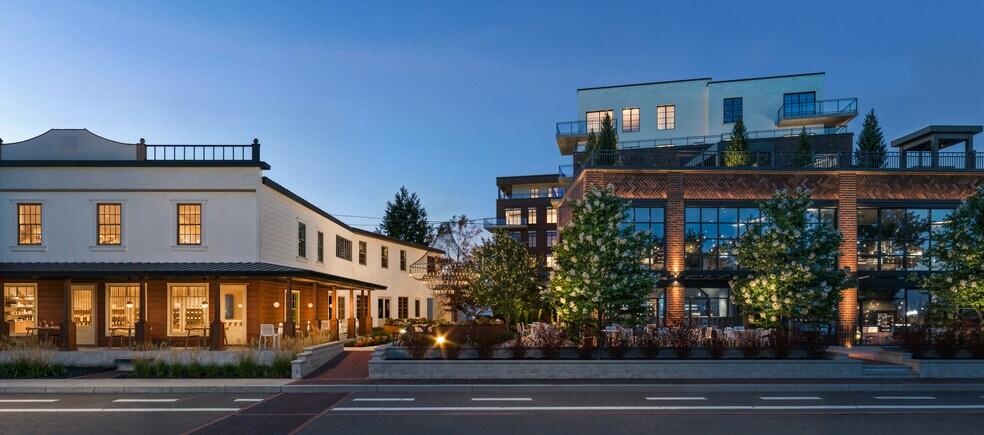 More Photos Of 1860 Av Bourgogne, Chambly Hotel For Lease