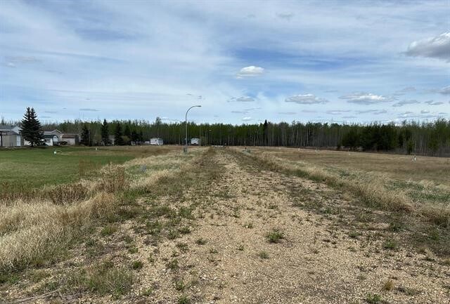 More Photos Of 2501 41 Av, Athabasca Manufactured Housing Mobile Home Park For Sale