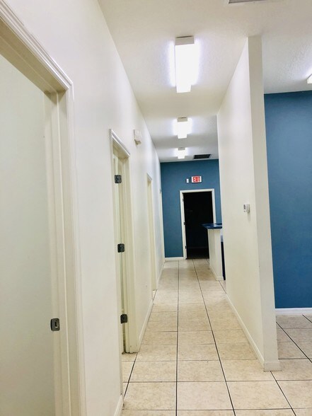 More Photos Of 1708-1718 Lexington Green Ln, Sanford Medical For Sale
