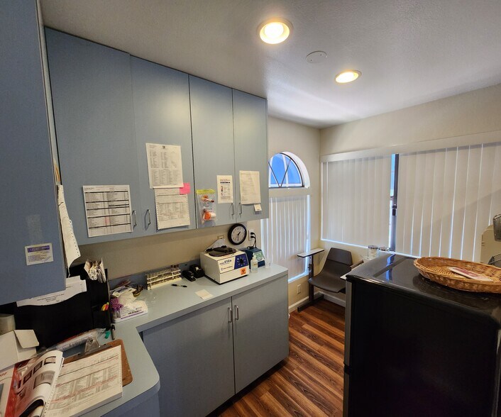More Photos Of 3663 Pecos-McLeod, Las Vegas Medical For Sale
