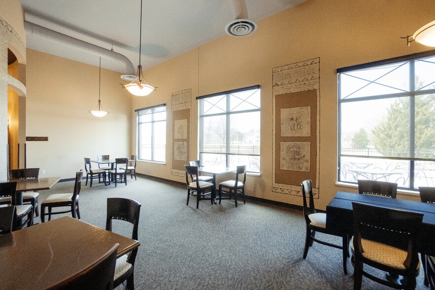 More Photos Of 525 N Peters Ave, Fond Du Lac Unknown For Lease