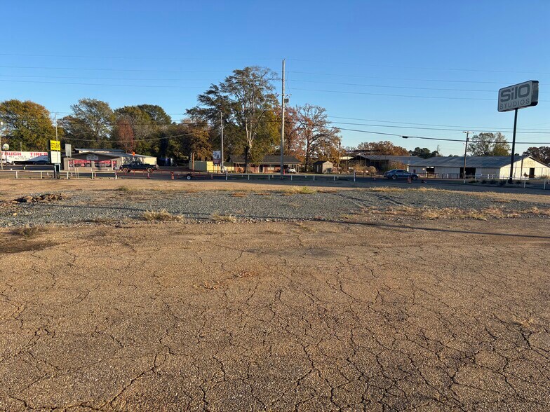 More Photos Of 303 HWY 59, Queen City Land For Sale