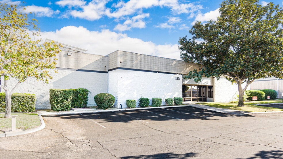 Primary Photo Of 1831 S Commercenter Dr W, San Bernardino Warehouse For Sale
