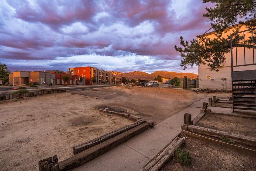More Photos Of 12708 Copper Ave NE, Albuquerque Multifamily For Sale