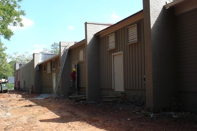 More Photos Of 601 S Madison Ave, Monroe Manufacturing For Lease