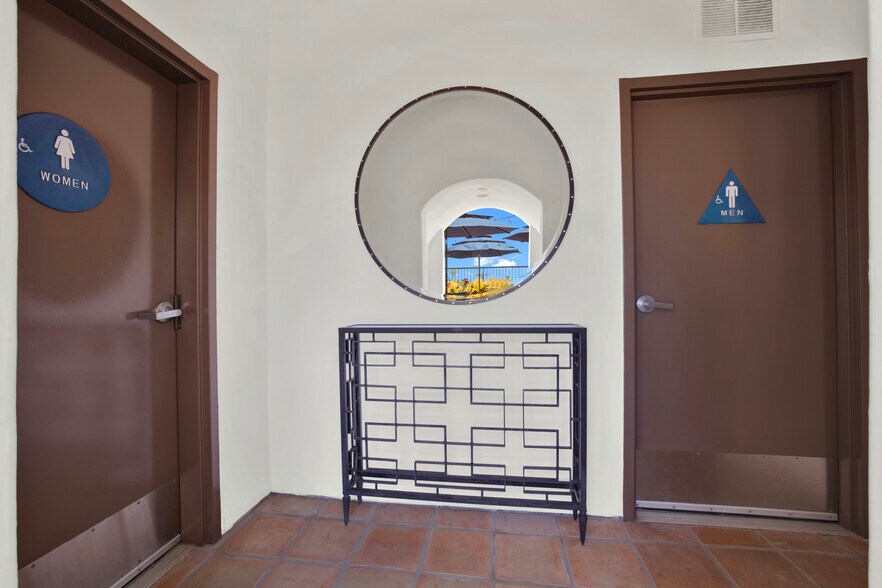 More Photos Of 1403 N El Camino Real, San Clemente Office For Lease