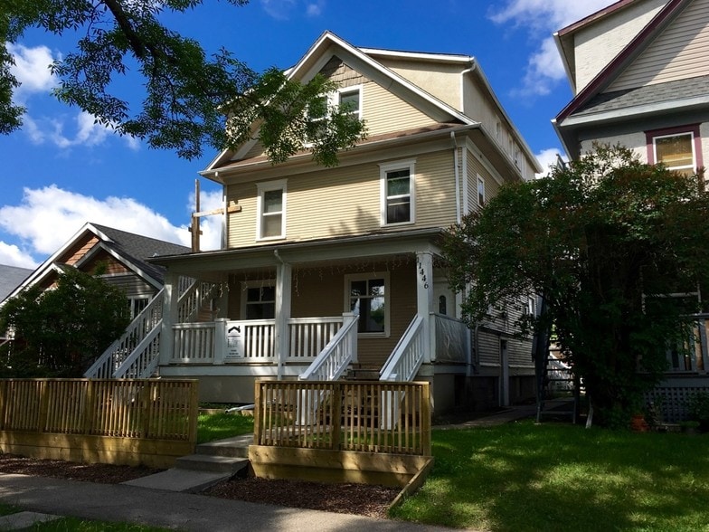 Primary Photo Of 11446 92 St NW, Edmonton Apartments For Sale