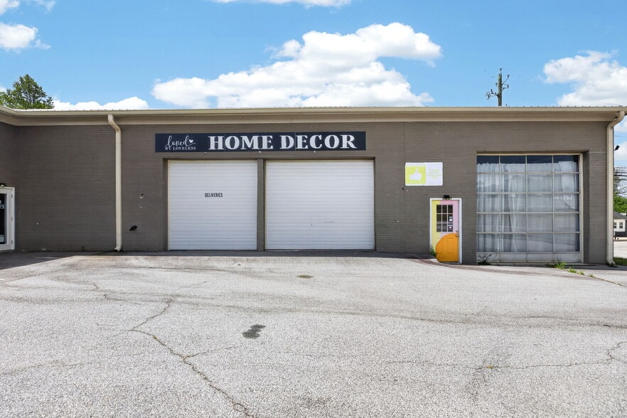 More Photos Of 116 W Bankhead Hwy, Villa Rica Storefront Retail Office For Sale