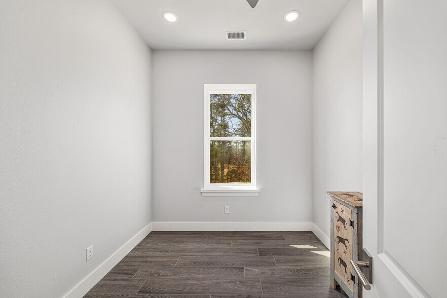 More Photos Of 21482 FM 16 W, Lindale Land For Sale