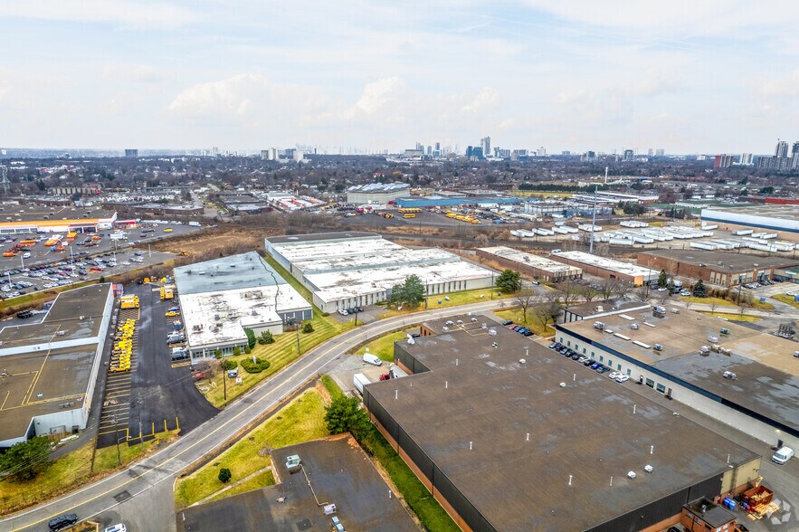 More Photos Of 44 Rolark Dr, Toronto Manufacturing For Lease