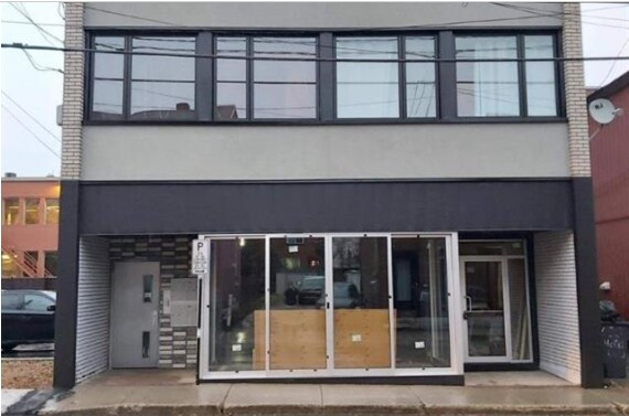 Primary Photo Of 580 Av De L'hôtel-Dieu, Saint-hyacinthe General Retail For Lease