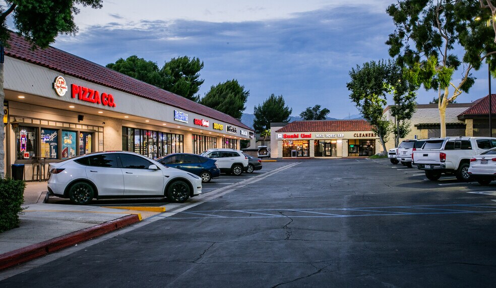 More Photos Of 411-441 E Arrow Hwy, Glendora Unknown For Lease