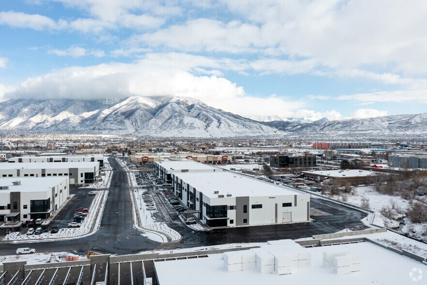 More Photos Of 357 W Life Science Way, Draper Warehouse For Lease