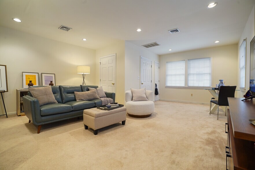 More Photos Of 228 Saint Paul St, Westfield Office For Sale