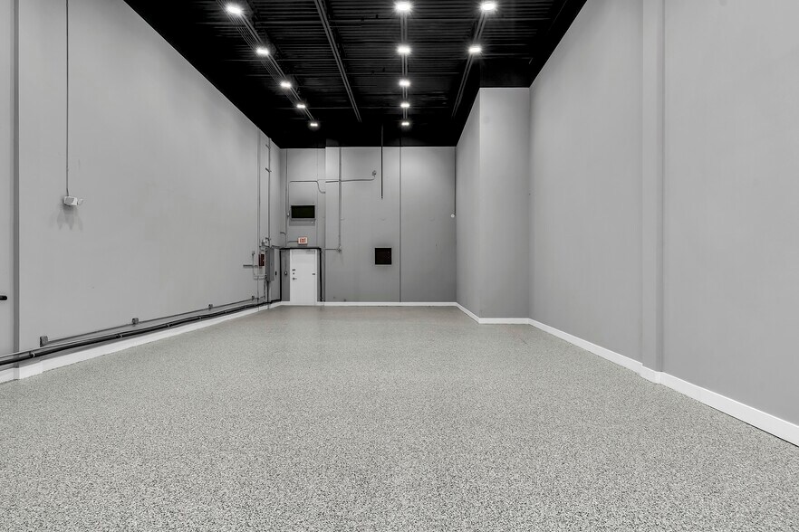 More Photos Of 10404 W State Road 84, Davie Warehouse For Lease