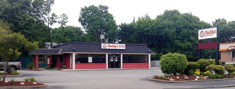 Primary Photo Of 655 Bridge St, Weymouth Freestanding For Lease