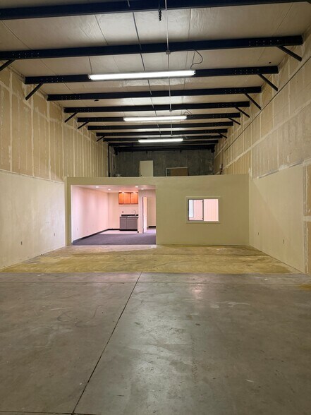 More Photos Of 4009-4089 Cherokee Rd, Stockton Light Distribution For Lease