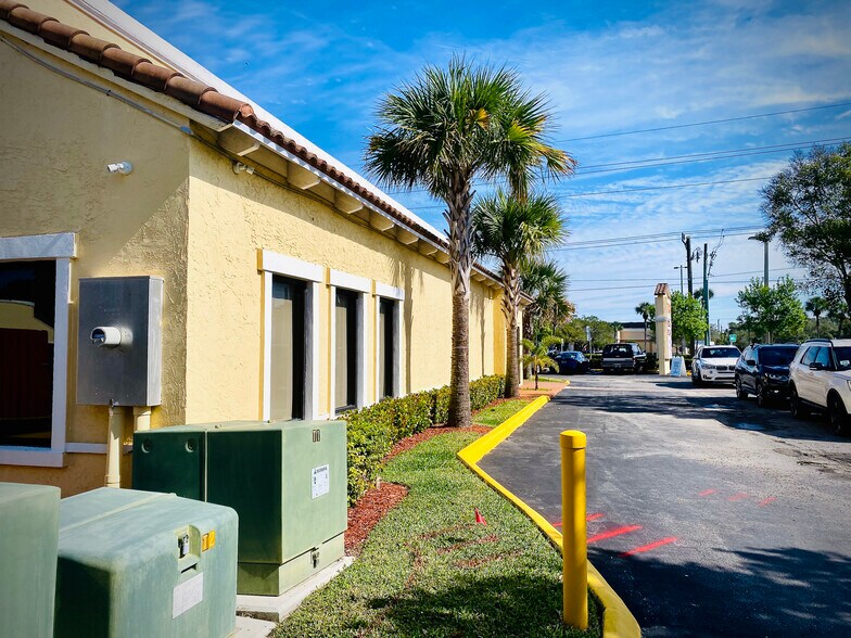 More Photos Of 11575 US Route 1, North Palm Beach Unknown For Lease