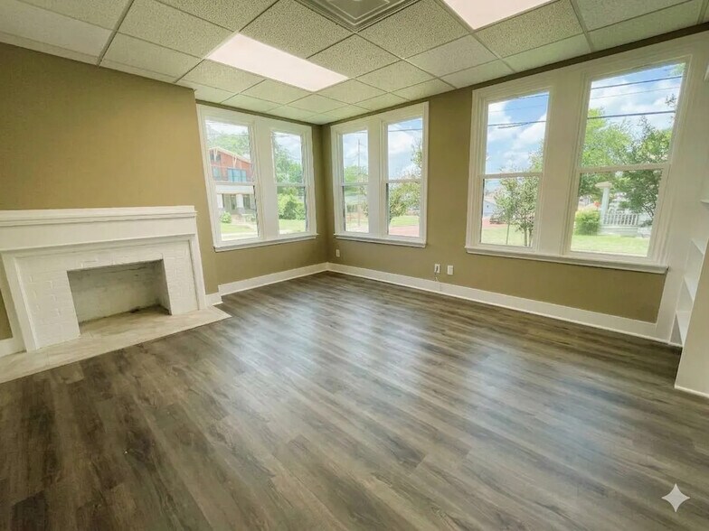 More Photos Of 514 S Fannin Ave, Tyler Loft Creative Space For Sale