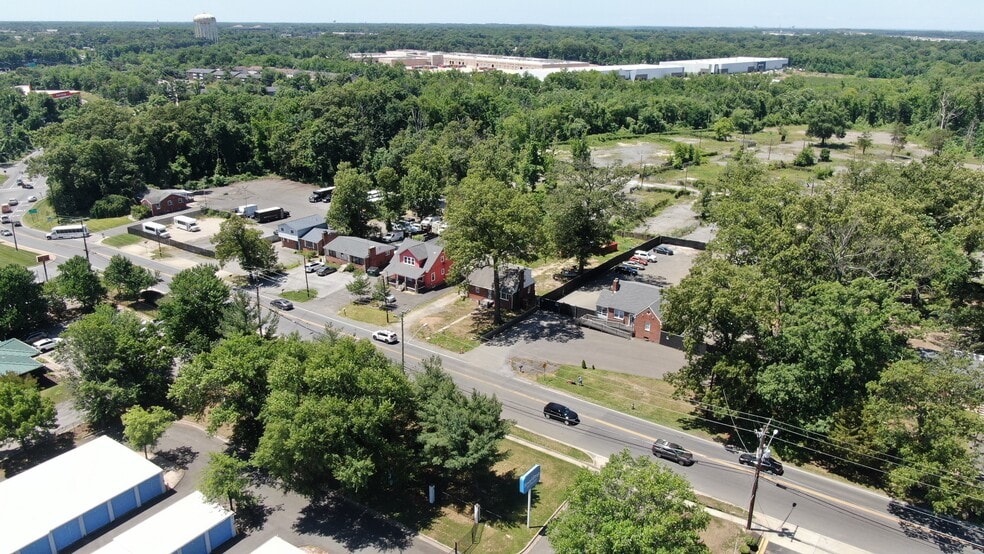 More Photos Of 4105 Forestville Rd, District Heights Service For Sale