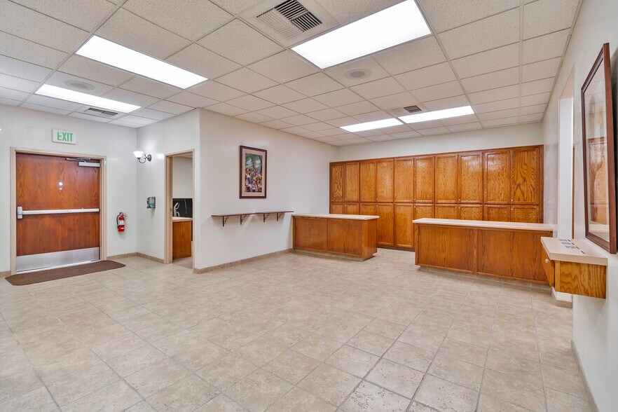 More Photos Of 2730 Kruger ave, Riverdale Specialty For Sale