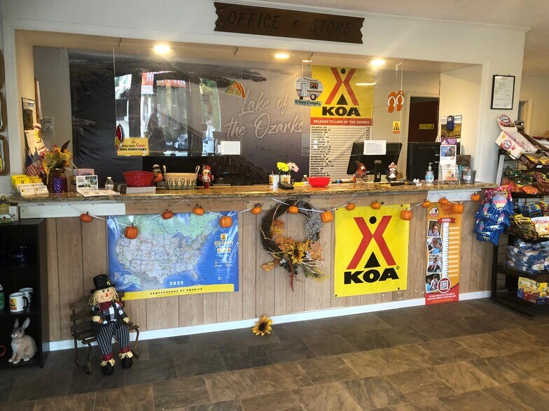 More Photos Of 4171 E US Highway 54, Linn Creek Trailer Camper Park For Sale