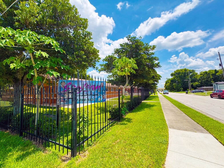 More Photos Of 815 24th St, Orlando Assisted Living For Sale