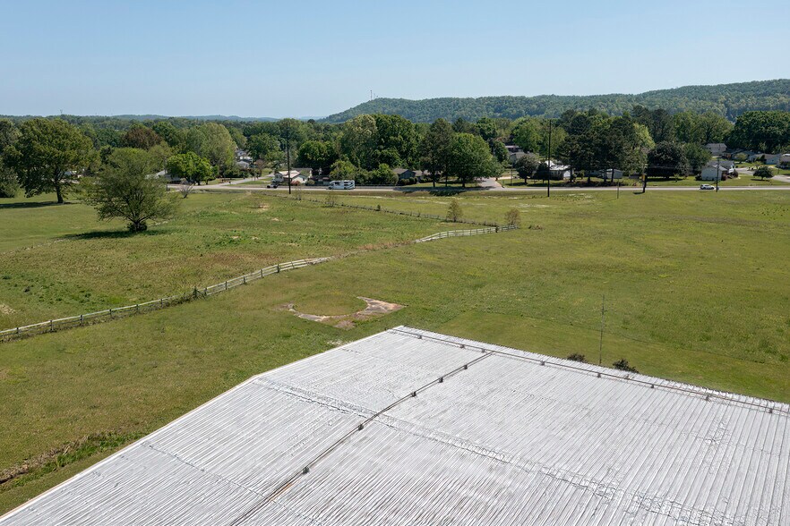 More Photos Of 419 Phillipians Blvd, Pelham Specialty For Sale