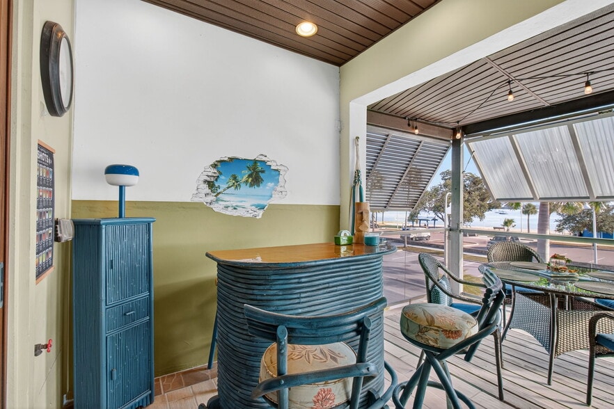 More Photos Of 5657 Shore S blvd, Gulfport Specialty For Sale