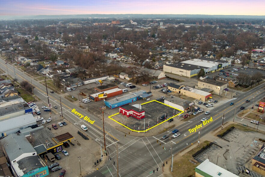 More Photos Of 3470 Taylor Blvd, Louisville General Retail For Lease