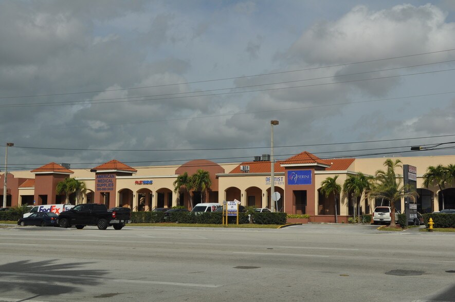 More Photos Of 8347-8369 NW 36th St, Miami Light Distribution For Lease