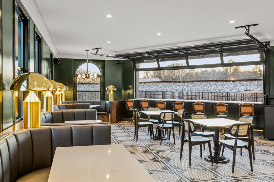 More Photos Of 5503 Main St, Ooltewah Flex For Sale