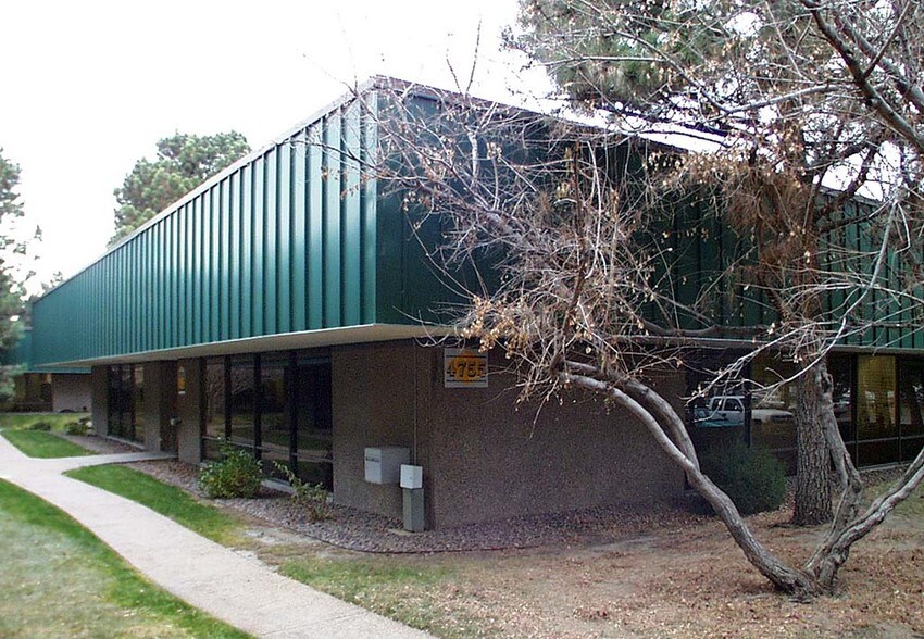 More Photos Of 4755 Paris St, Denver Unknown For Lease
