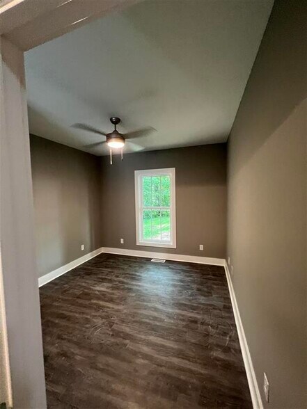 More Photos Of 1327 Park St, Bowling Green Apartments For Sale