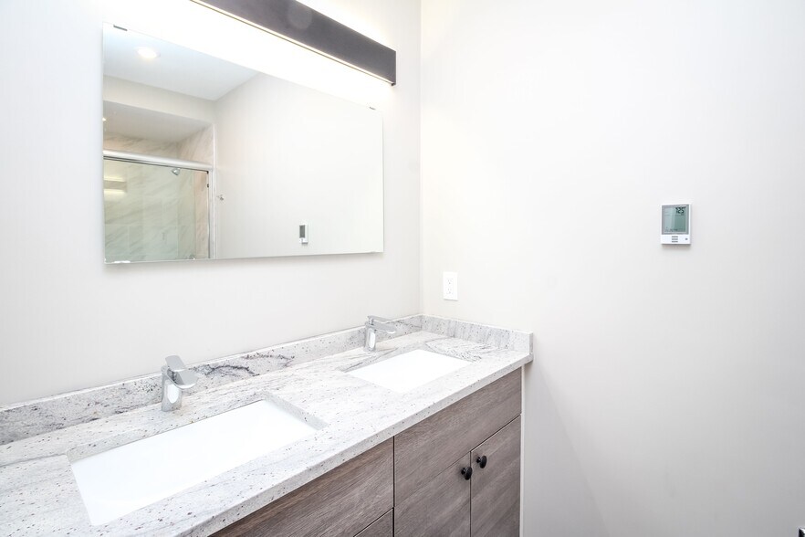 More Photos Of 43 Cypress St, Watertown Multifamily For Sale