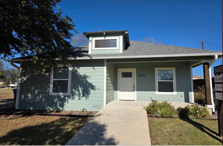 Primary Photo Of 3605 Main St, Rowlett Office Residential For Lease