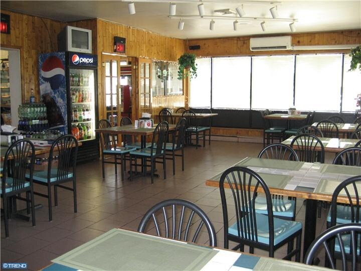 More Photos Of 713 Delsea Dr, Westville Restaurant For Lease