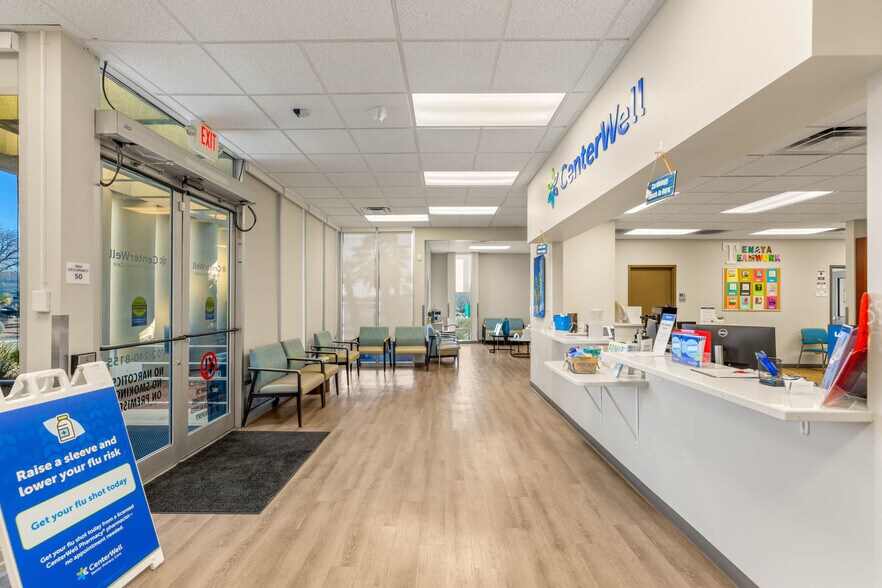 More Photos Of 2601 N Tenaya Way, Las Vegas Office For Sale