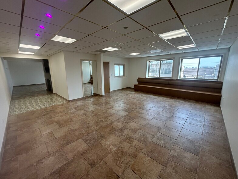 More Photos Of 2040 129th St, College Point Warehouse For Lease