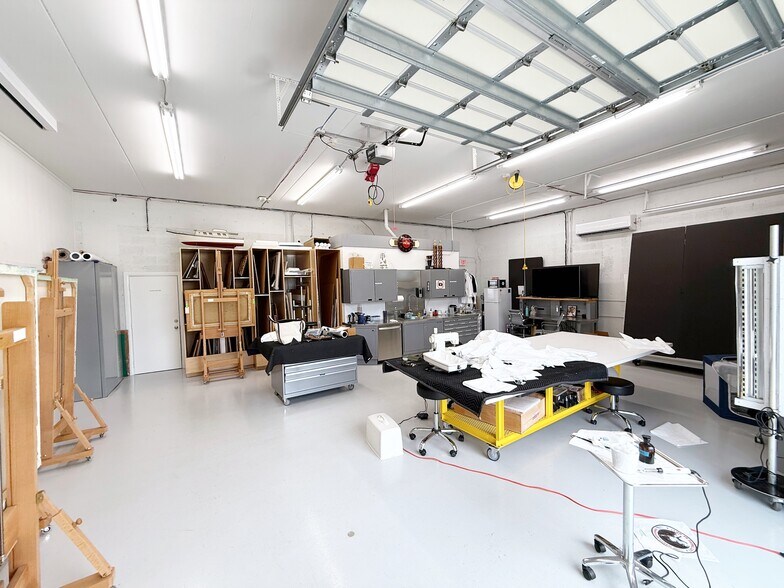 More Photos Of 1214 Roebuck Ct, West Palm Beach Warehouse For Sale